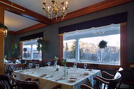 Highfields Dining Room at Eagle Mountain House